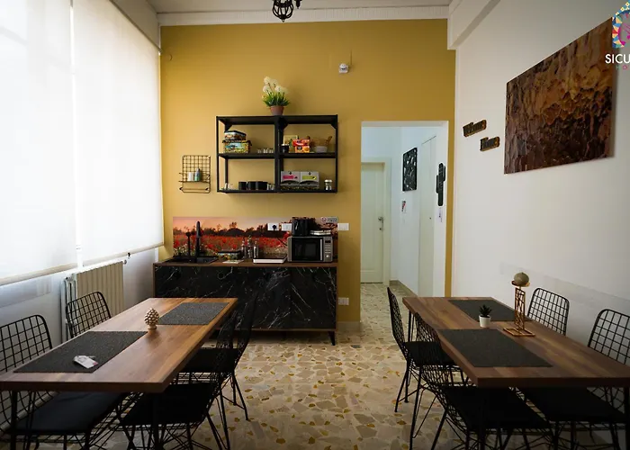 Πανσιόν Siculea 3*